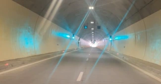 VIDEO Autostrada A1 Sibiu – Pitești: Există semnal la telefon în primul tunel veritabil de autostradă din România? Testul făcut de un oficial de la Transporturi