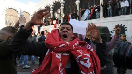 Revolte, un război sângeros şi tranziţii dificile în urma primăverii arabe