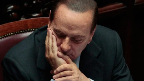 Berlusconi: Italia ar putea fi forţată să părăsească zona euro