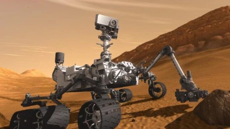 Primele fotografii nocturne de pe Marte trimise de roverul Curiosity