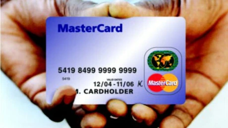 UE acuză MasterCard că umflă artificial costul plăţilor cu cardul