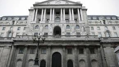 Banca Angliei cere băncilor britanice să-şi majoreze rapid capitalul