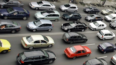 Numărul vehiculelor din parcul auto național a ajuns la 5,98 milioane, în 2013