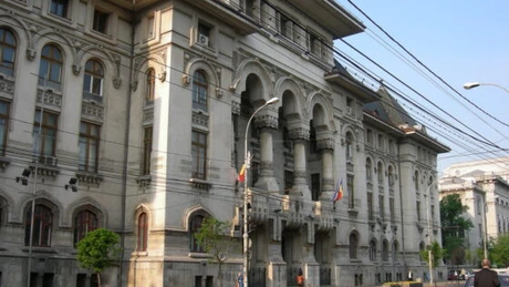 Alegeri în Bucureşti - 15 candidaţi se luptă pentru Primăria Generală