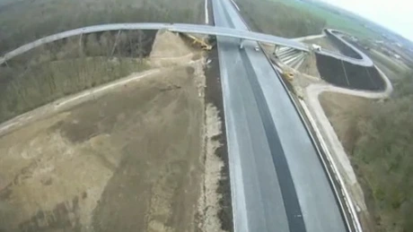 Ungureanu pe şantier: Autostrada Bucureşti-Ploieşti va fi deschisă la 15 mai