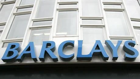 Barclays ar putea folosi bani destinaţi bonusurilor bancherilor pentru a plăti o amendă