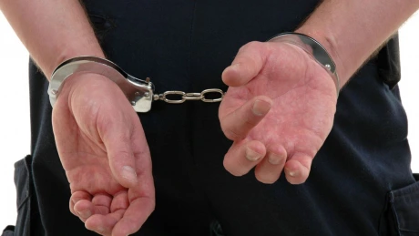 14 persoane din grupul acuzat de furturi din conducte ale OMV au fost reţinute