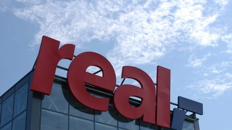 Magazinele Real, scoase la vânzare. Nemţii negociază cu Auchan
