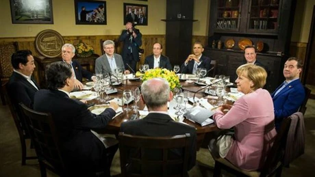 Ce au stabilit liderii lumii la summitul G8 în privinţa economiei