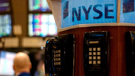 NYSE Euronext încearcă să convingă Facebook să-şi transfere flotarea de pe Nasdaq