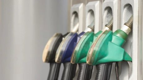 Tampiza, Lukoil: Carburanţii ar trebui scumpiţi cu 20 de bani/l pentru ca preţul să fie corect