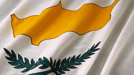 Cipru a încheiat un acord asupra unui ajutor financiar cu UE, BCE şi FMI