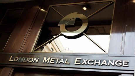 Tranzacţiile la bursa de metale de la Londra sunt afectate de penele de curent