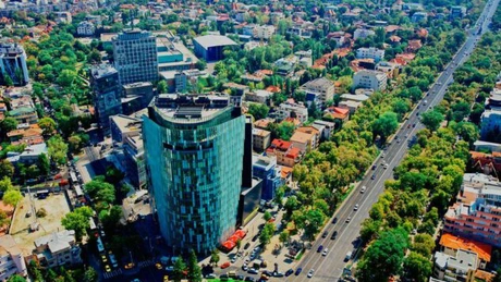 Contracte pentru spaţii de birouri în Bucureşti cât 100 de terenuri de fotbal vor fi renegociate