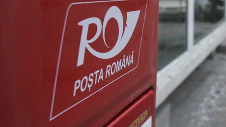 Aproximativ 1.500 de angajaţi de la Poşta Română protestează în Piaţa Constituţiei