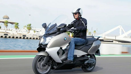 Superscuterele BMW: Puternice, rapide şi scumpe