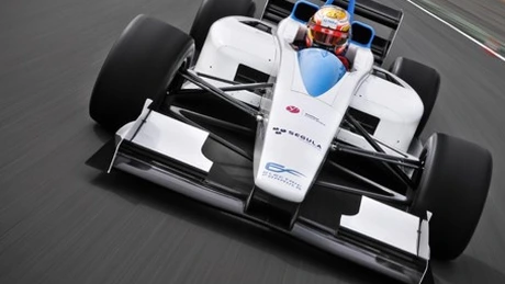 FIA va lansa Formula E, o competiţie a maşinilor electrice