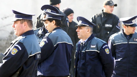 Radu Stroe a fost de acord cu modificările propuse pentru Statutul poliţistului