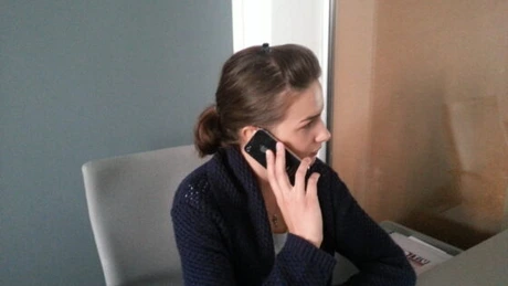 Câte telefoane vor cumpăra românii în 2012
