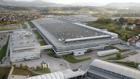 Uzina Renault din Slovenia reduce producţia şi dă afară 100 de angajaţi