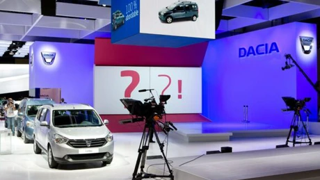 Vezi cum arată super-standul Dacia de la Salonul Auto de la Paris