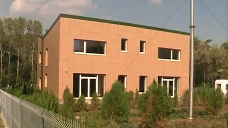 Casa inteligentă, construită de studenţii români, consumă de zece ori mai puţin ca una normală