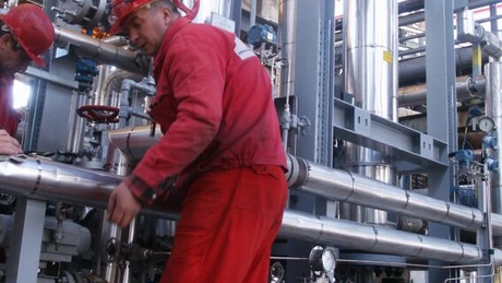 Kazahstanul îşi creşte masiv capacitatea de rafinare a petrolului. Românii sunt implicaţi în proiecte