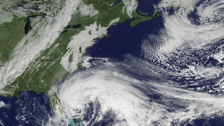 Uraganul Sandy: Aproximativ 460.000 de locuinţe sunt în continuare fără electricitate în New York