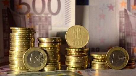 Cursul se plasa aproape de 4,3850 lei/euro spre finalul sesiunii de luni