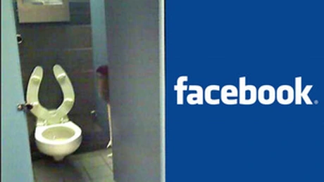Aproape o treime dintre tinerii americani navighează pe reţele de socializare la toaletă - sondaj