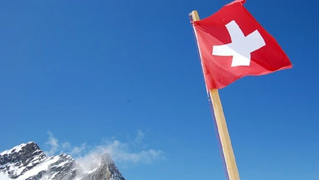 Elveţienii au aprobat cele mai stricte reguli din lume pentru remunerarea directorilor de companii
