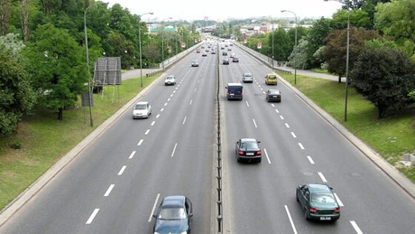 Scădere semnificativă a înmatriculărilor de vehicule noi, în mai 2013