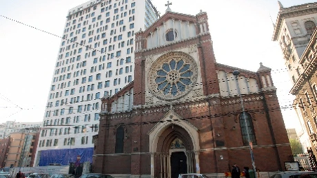 Arhiepiscopia Romano-Catolică: Cathedral Plaza va fi demolată, indiferent de proprietar