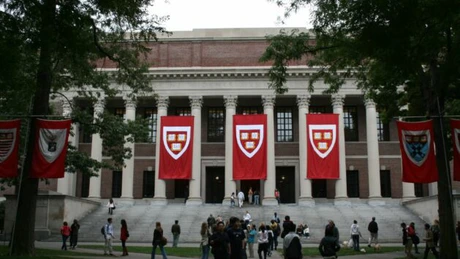 Universitatea Harvard a primit cea mai mare donaţie din istoria sa - 350 milioane de dolari