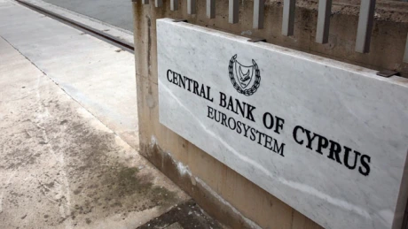 Viceguvernatorul băncii centrale din Cipru, responsabil cu supravegherea bancară, a fost demis