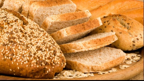 FMI cere Guvernului să acopere efectul reducerii TVA la pâine. Trebuie redistribuite 250 mil. lei