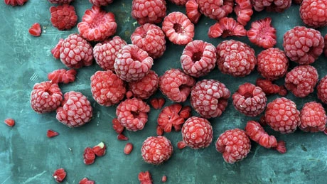 Fructe cu virusul hepatic A din România, Polonia şi Bulgaria, retrase de piaţa italiană