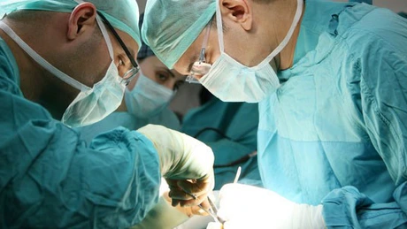 Institutul Inimii din Cluj-Napoca reclamă la CNAS subfinanţarea chirurgiei cardiovasculare