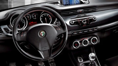 Fiat avertizează că ar putea muta producţia modelelor Alfa Romeo în afara Italiei