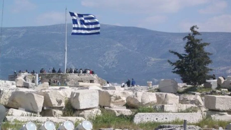 Arhiepiscopul Cretei vrea să-i ajute cu terenuri agricole pe grecii fără loc de muncă