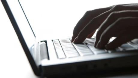 SUA a pus sub acuzare cinci hackeri pentru spargerea reţelelor IT ale Carrefour şi 7-Eleven