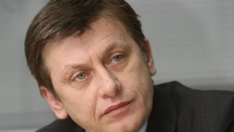 Antonescu: Temele economice invocate de Băsescu sunt reale, dar nu şi evaluarea asupra Guvernului