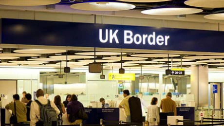 Estimările privind imigranţii români şi bulgari în M.Britanie în 2014 sunt 