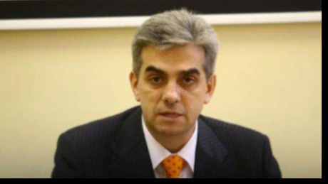 Nicolăescu: S-a convenit cu premierul ca nu medicii de familie să distribuie cardurile de sănătate