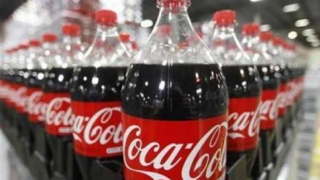 Coca-Cola Hellenic va intra în principalul indice bursier la Londra, finalizând plecarea din Grecia