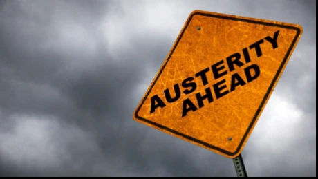 Peste jumătate dintre europeni cred că politicile de austeritate au eşuat