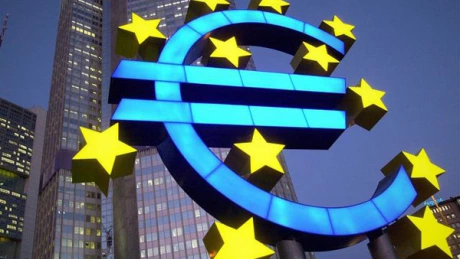 Paşii BCE spre relaxarea politicii monetare ar putea influenţa toate valutele din regiune - analiză