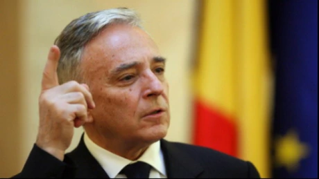 Isărescu: Nu este bine să ne depunem banii în străinătate. Să avem încredere în sistemul bancar românesc