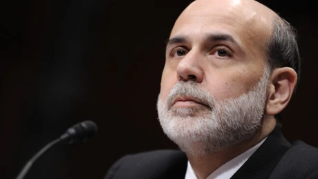 Ben Bernanke: Fed va menţine politica monetară ultrarelaxată pentru a sprijini redresarea economiei SUA