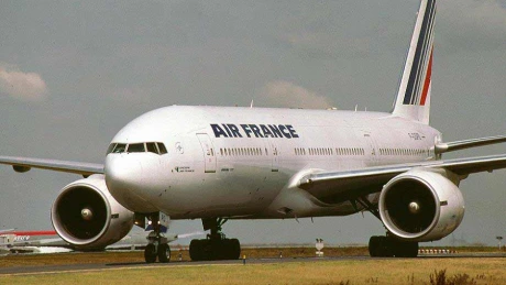Pasagerii Air France îşi pot utiliza aparatele electronice pe toata durata zborului